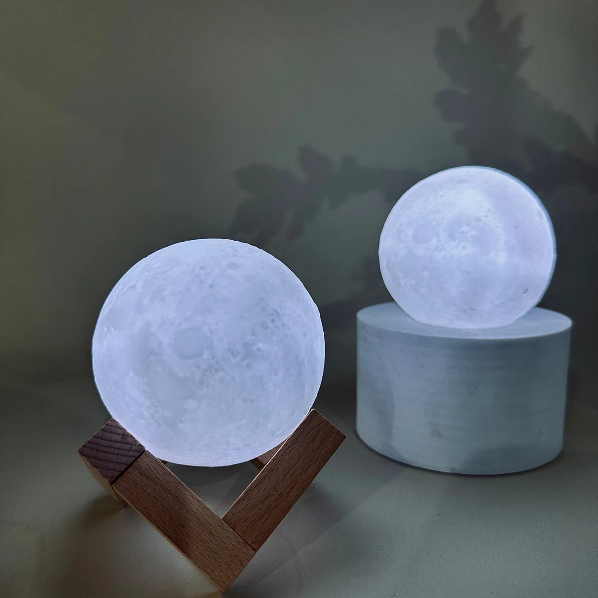 Creative Moonlight Desk Lamp